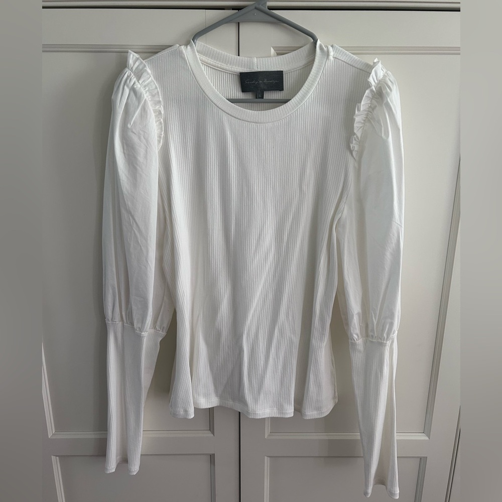 Anthropolgie Sunday in Brooklyn White Ruffled Top, NWT, XL
